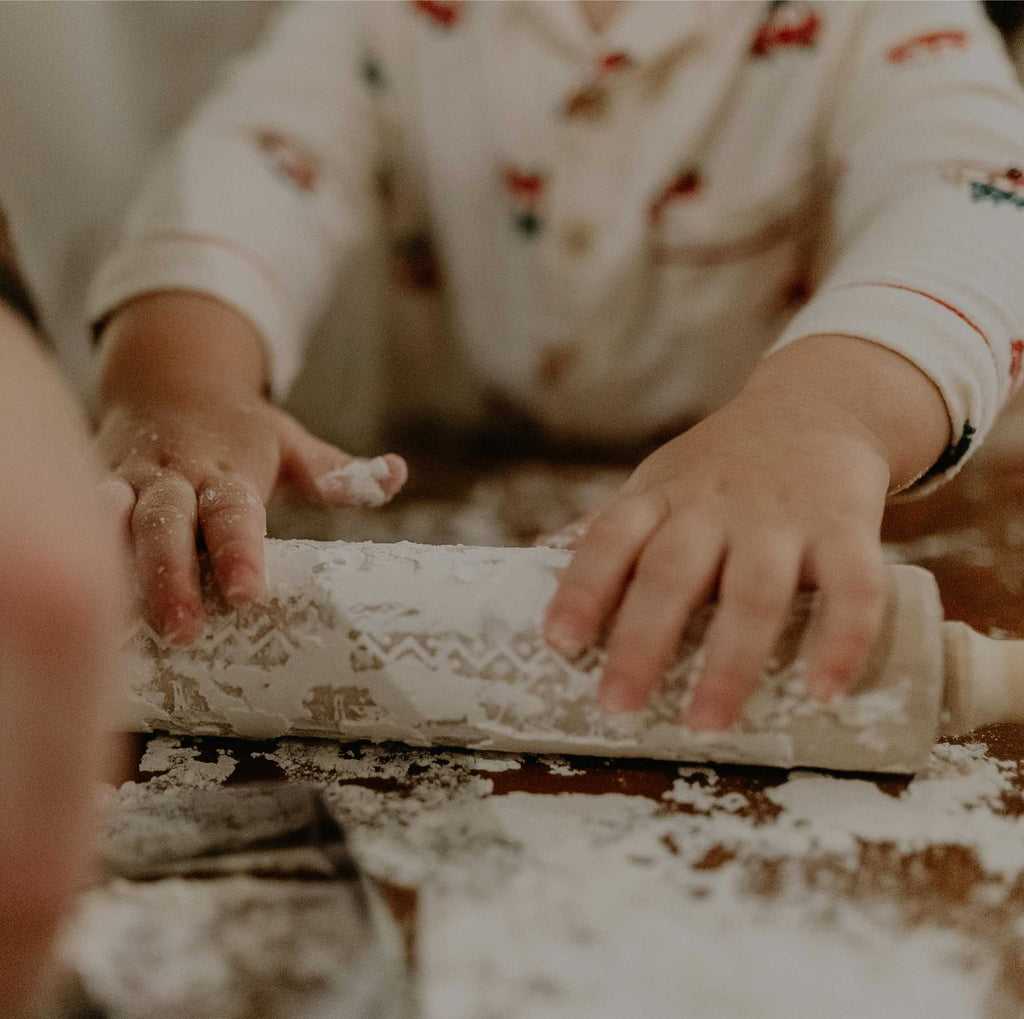 11 Meaningful Christmas Family Traditions