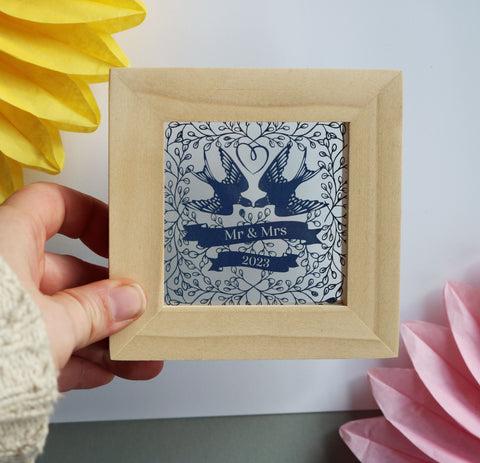 Small Square Framed  Mr and Mrs 2023 Navy Papercut