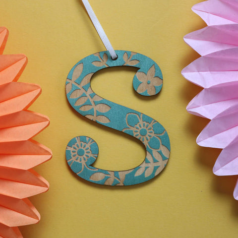 Assorted Letter S Wooden Engraved Hanging Decorations - 
