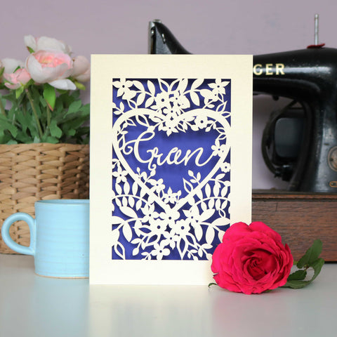 Papercut Gran Card - A6 (small) / Infra Violet
